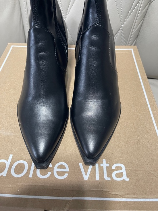 Dolce Vita Black Pointed-Toe Mid-Calf Heeled Boots - Picture 4 of 9